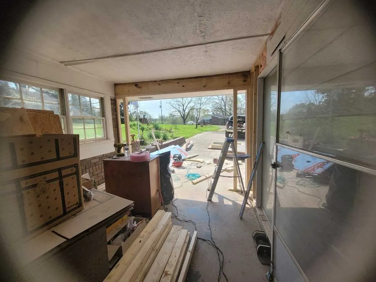 Air movers and dehumidifier for Water Mitigation Services in Twinsburg